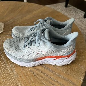 Hoka One Clifton 8 Size 5